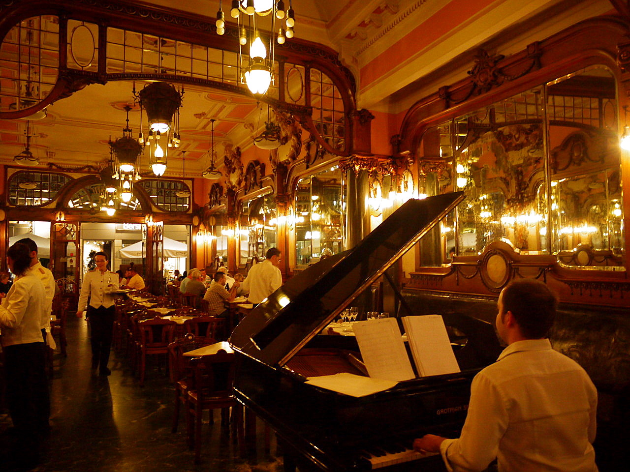 Cafe Majestic